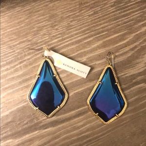 NWT Kendra Scott Alexandra Earrings